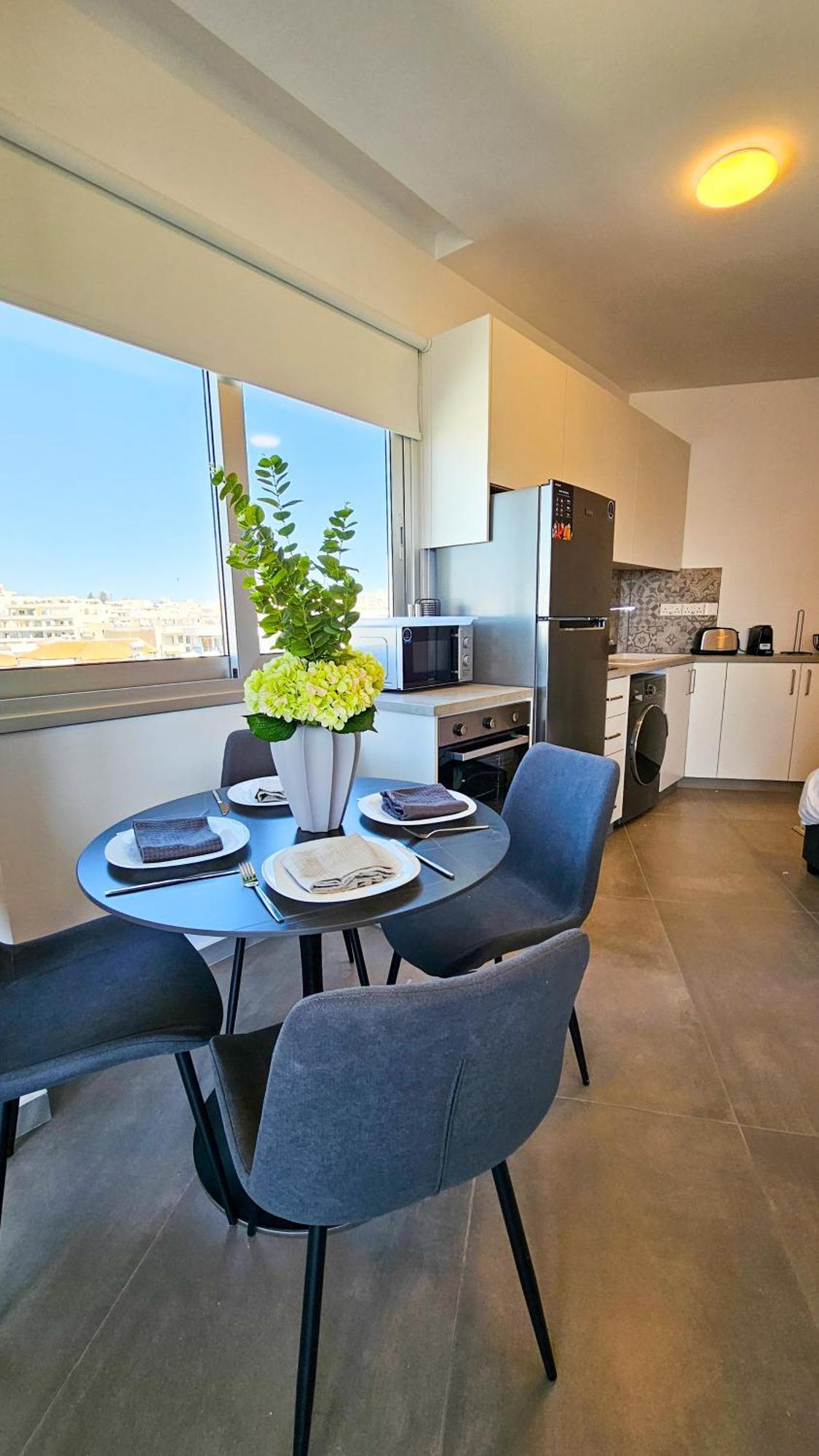 Sealife Citycenter Residences 라르나카 외부 사진